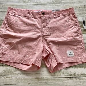 Old Navy Pink Mid Rise Floral Embroidered Bermuda Shorts Every Day Fit